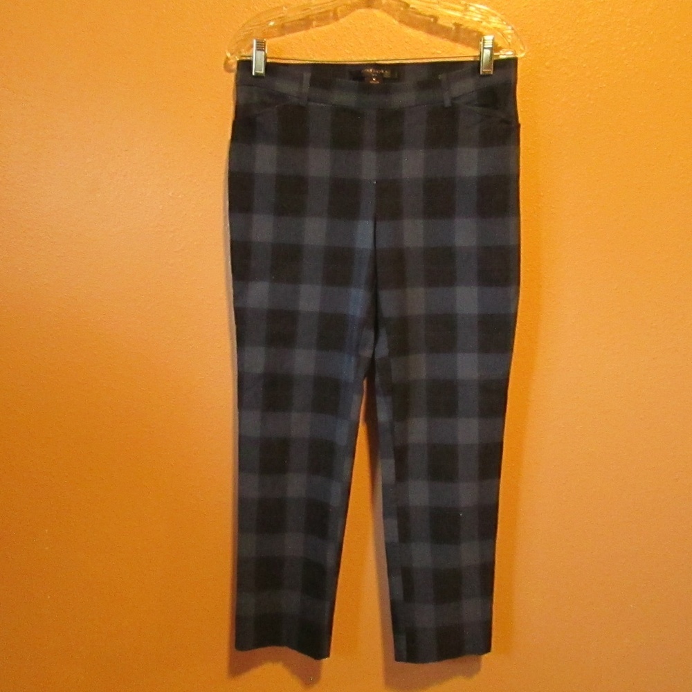 89th & Madison Blue and Black Plaid Pants